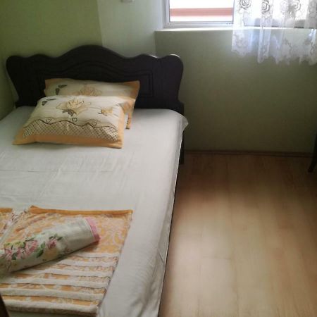 Guest House Nino Batumi Kültér fotó