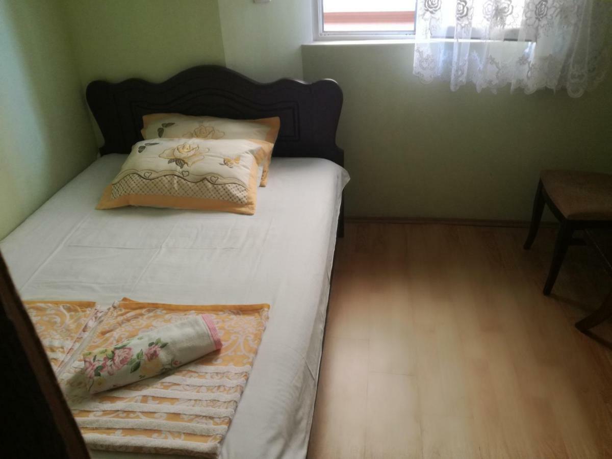 Guest House Nino Batumi Kültér fotó